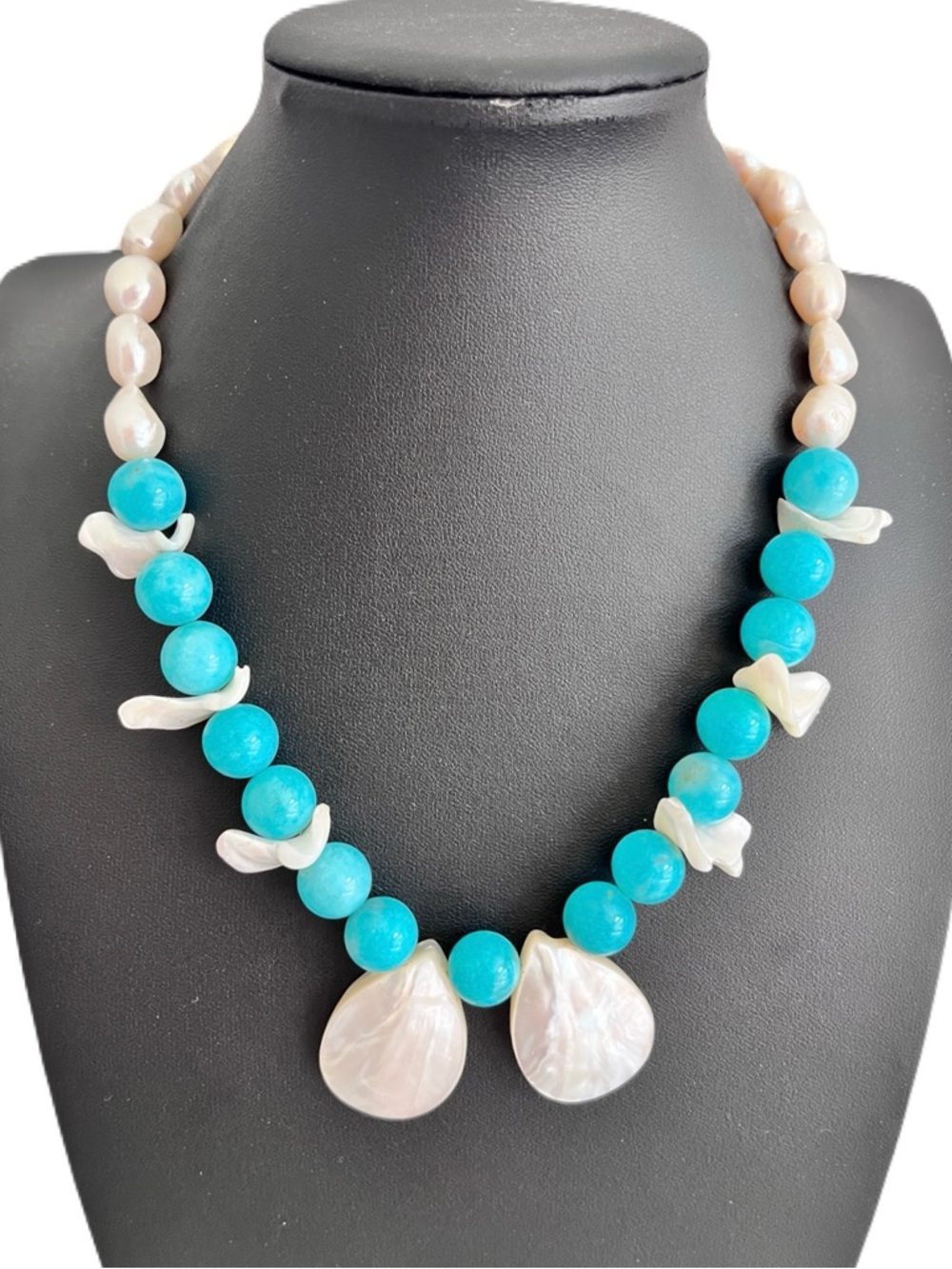 NEW Mary Kent Designs Blue Howlite, Pearl & Mother of Pearl Shell Necklace, 18”